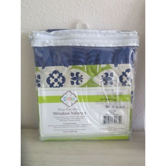 Cocalo Moss Collection Fleur-de-lis, Removable Wall Appliqués & Window Valance - Picture 2 of 4